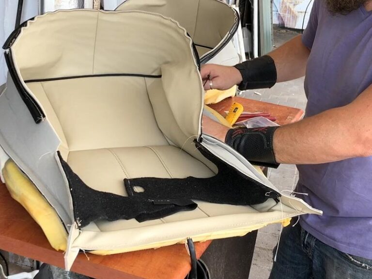 פירוק והתקנת ריפודים לרנג' רובר