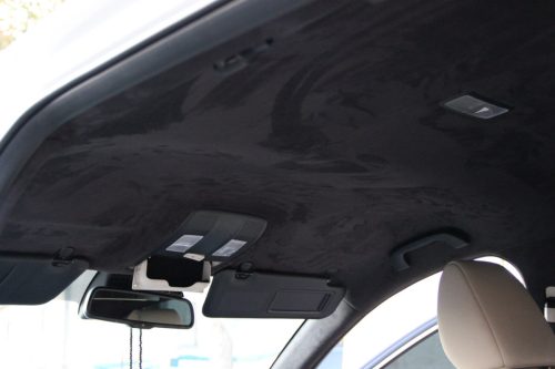 גג רכב ריפוד שחור במראה זמש